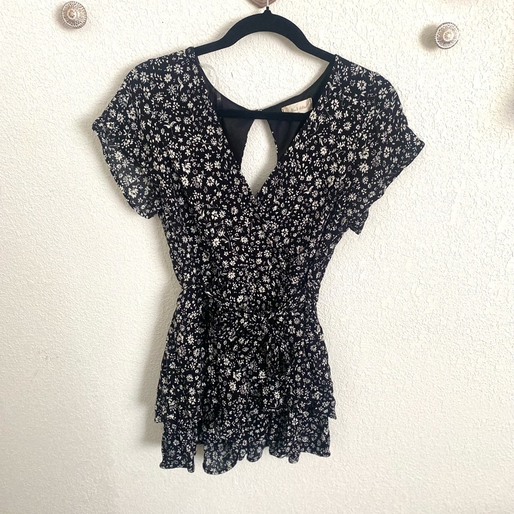 Short romper size M